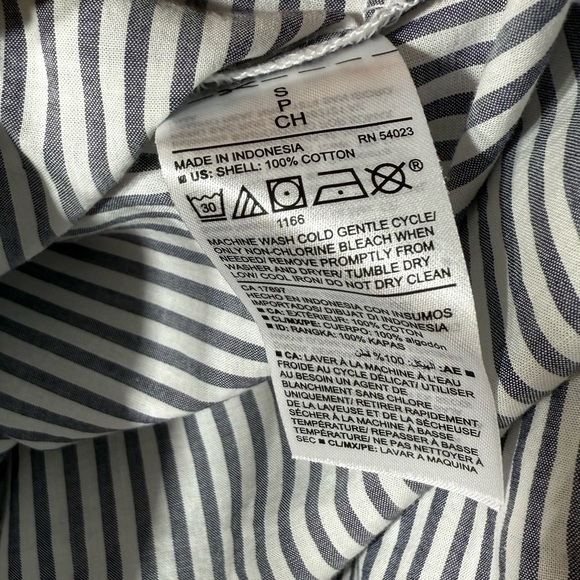 Old Navy The Tunic Shirt Striped Button Down - Picture 6 of 6